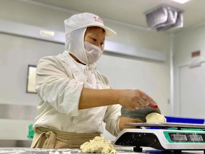 視頻 | 敘永公務員辭職當蛋糕店學徒 如今酥點賣到浙江新疆、企業產值500萬元